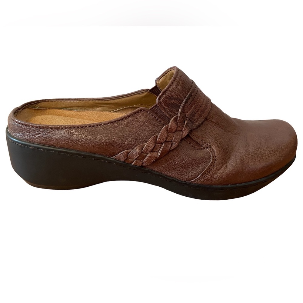 Easy Spirit Clogs Size 9